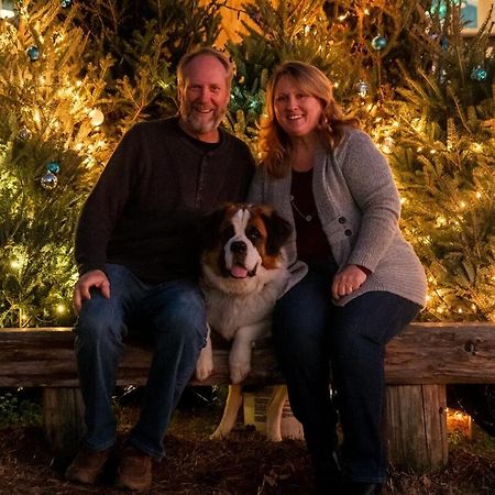 Rural Life On A Real Christmas Tree Farm! Hallmark Experience! Ozark Eksteriør bilde